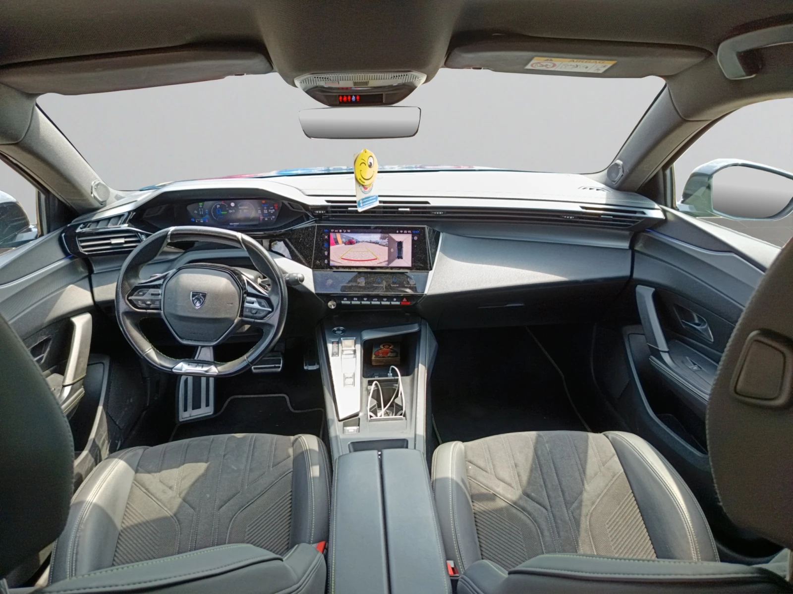 Peugeot 408 GT Plug-in HYBRID, снимка 13 - Автомобили и джипове - 54427771