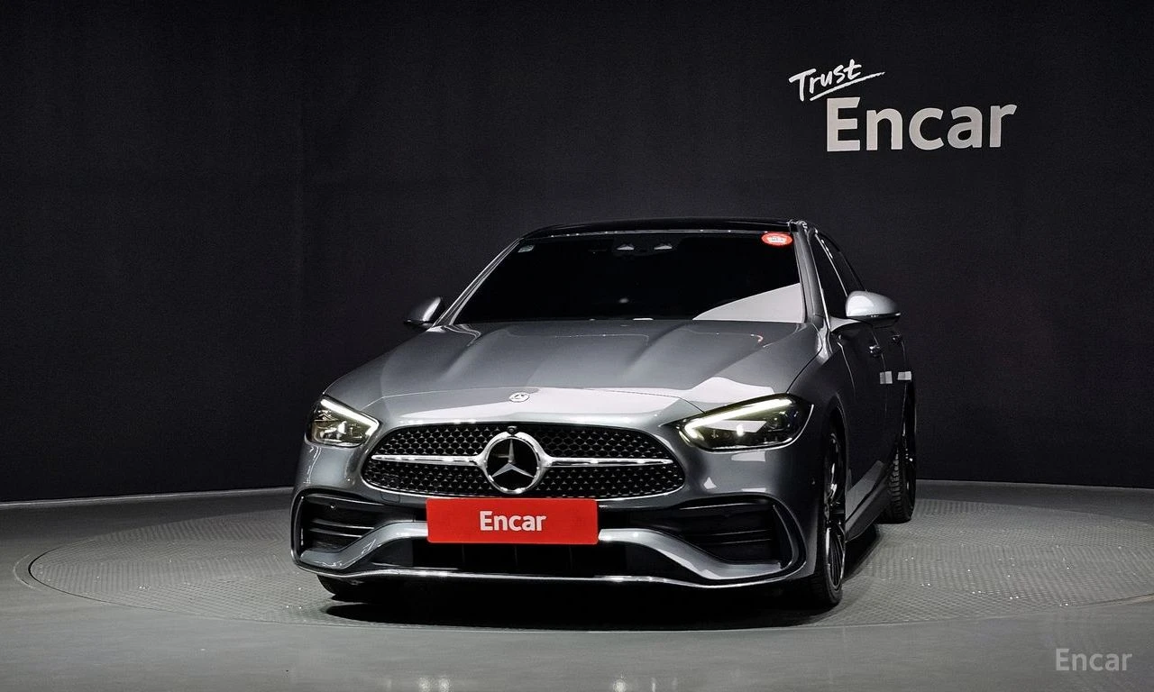 Mercedes-Benz C 300 4MATIC* AMG-LINE* 360CAMERA* DISTRONIC* BURMESTER*, снимка 2 - Автомобили и джипове - 54738852