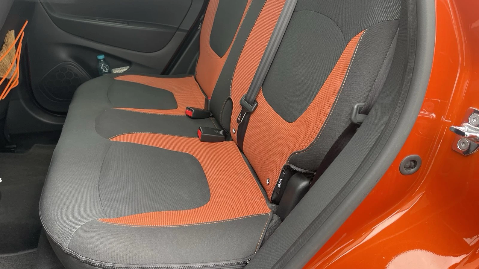 Renault Captur, снимка 8 - Автомобили и джипове - 54755210