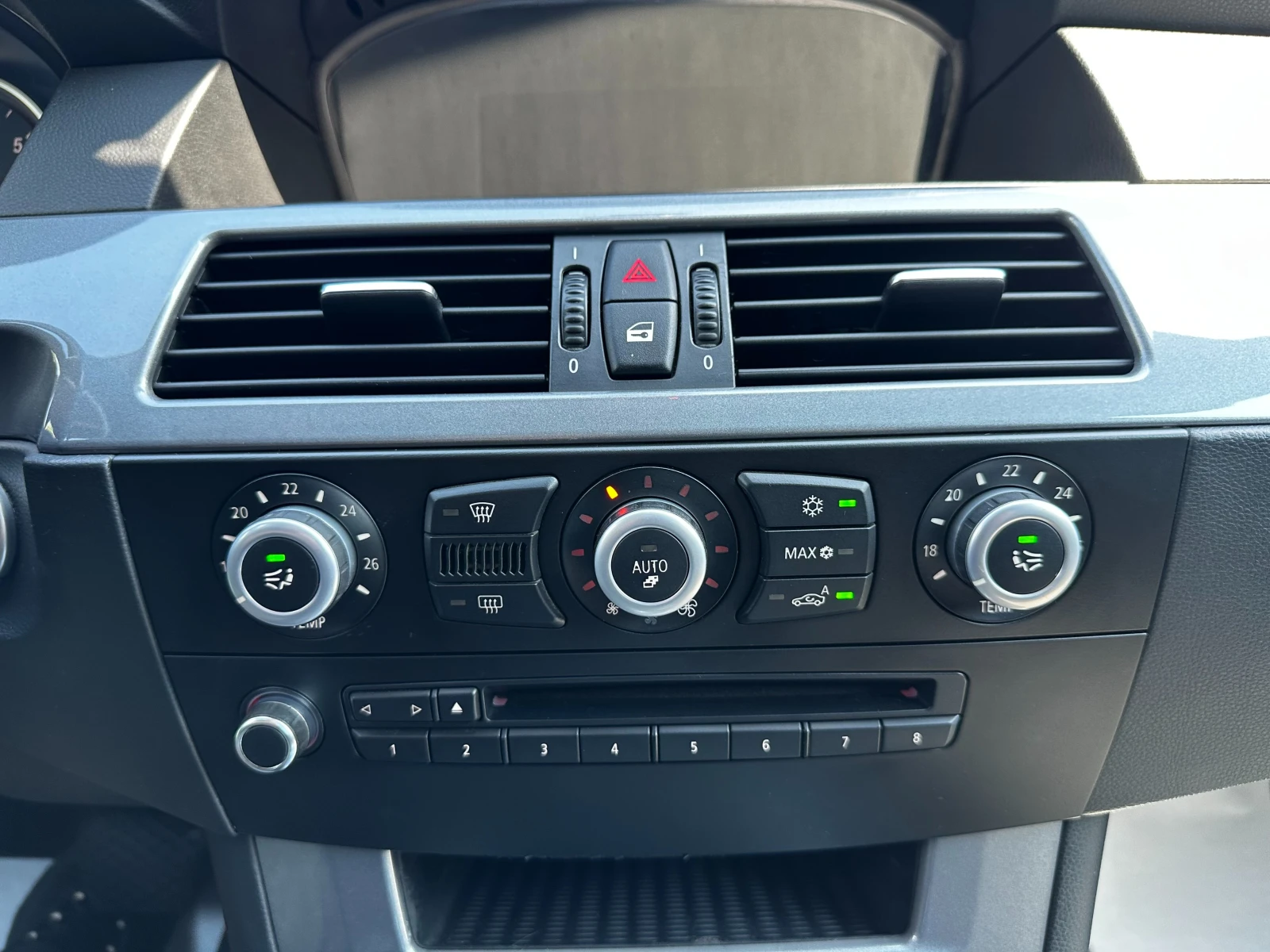 BMW 523 2.5i 190 к.с. , снимка 15 - Автомобили и джипове - 54846825