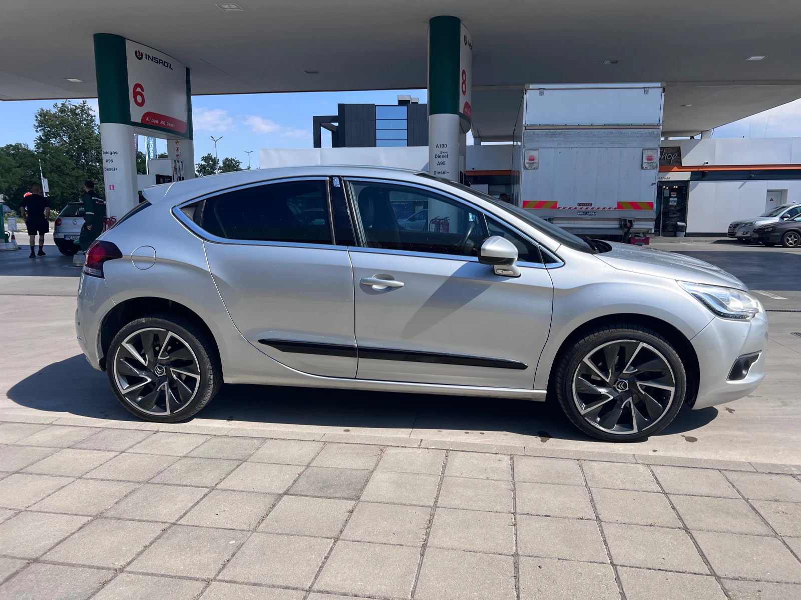 Citroen C4 DS 2.0 HDI , снимка 5 - Автомобили и джипове - 54976901