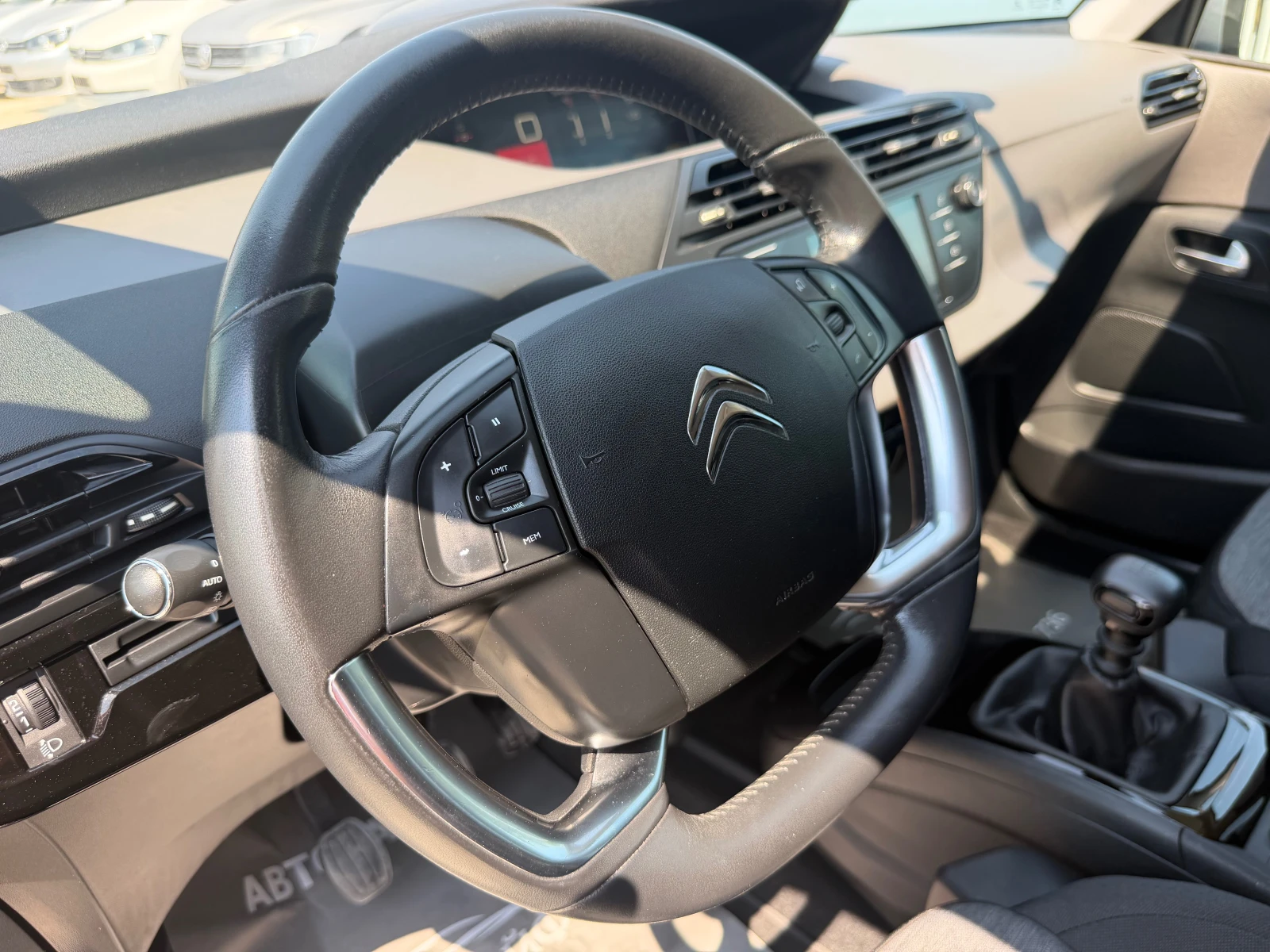 Citroen C4 Picasso SPACETOURER BLUEHDI 130 SES CAMERA CAR PLAY , снимка 9 - Автомобили и джипове - 55120805