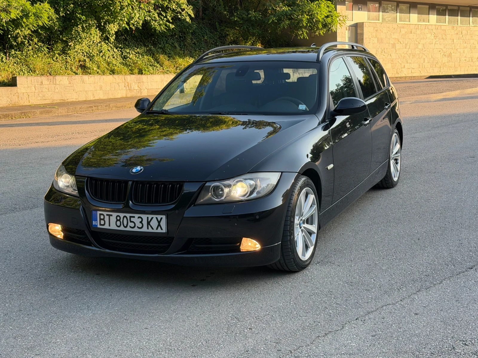 BMW 320, снимка 2 - Автомобили и джипове - 55193943