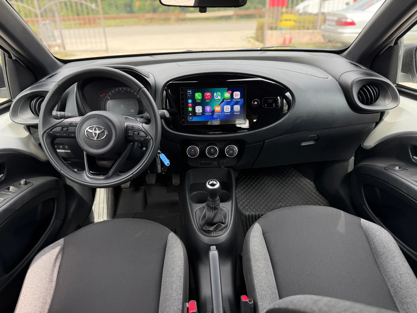 Toyota Aygo aygo x 1, 0i klima | Mobile.bg � ����������� 11