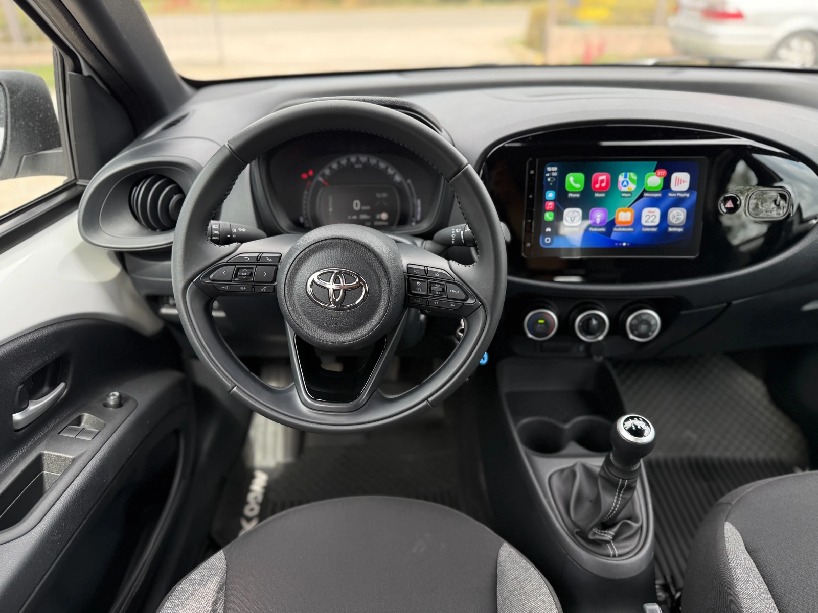 Toyota Aygo aygo x 1, 0i klima | Mobile.bg � ����������� 12