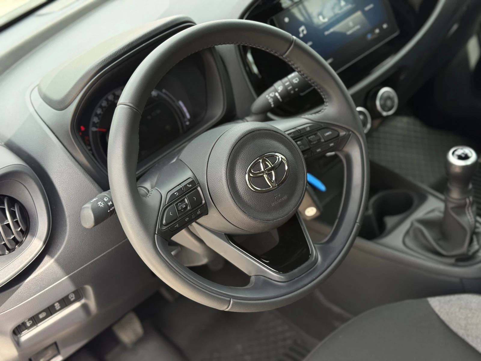 Toyota Aygo aygo x 1, 0i klima | Mobile.bg � ����������� 9