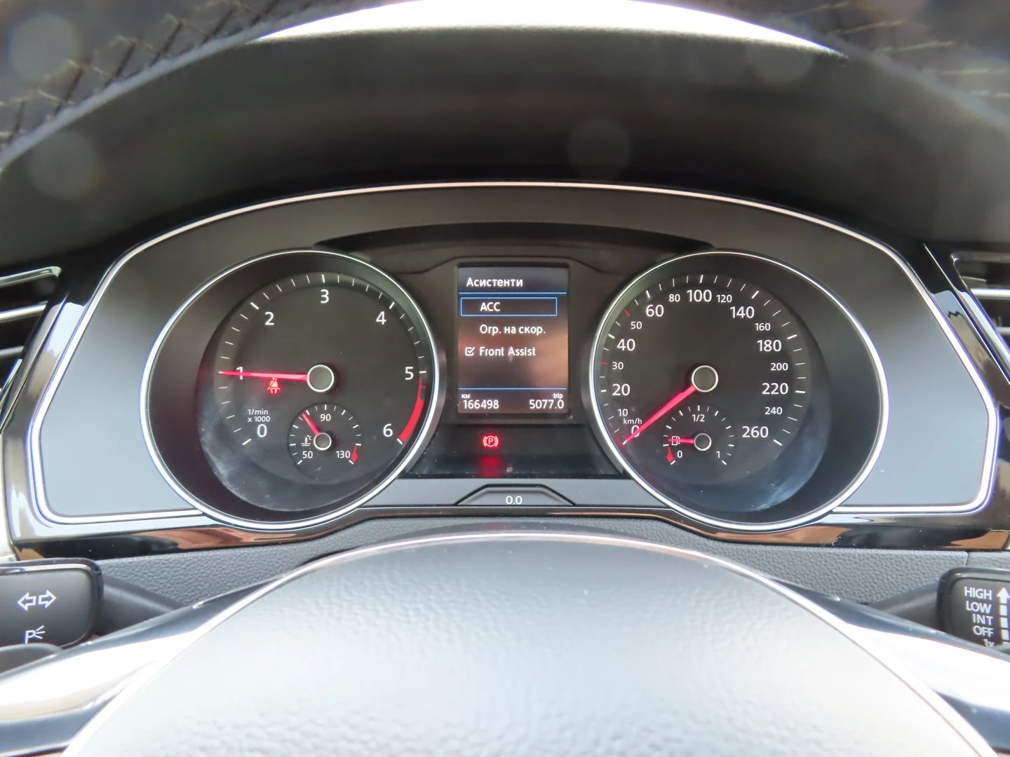 VW Passat, снимка 13 - Автомобили и джипове - 56420314