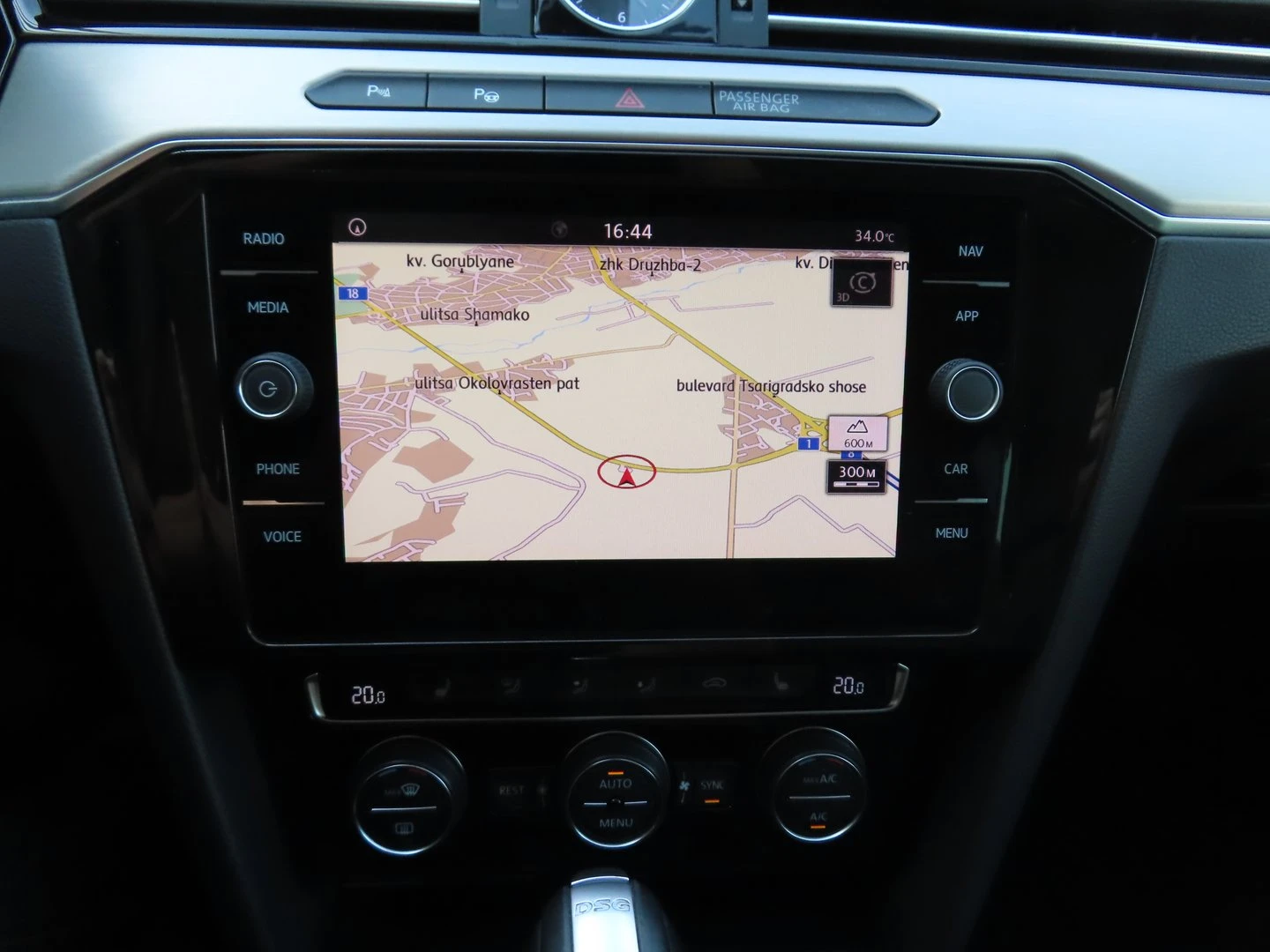 VW Passat, снимка 11 - Автомобили и джипове - 56420314