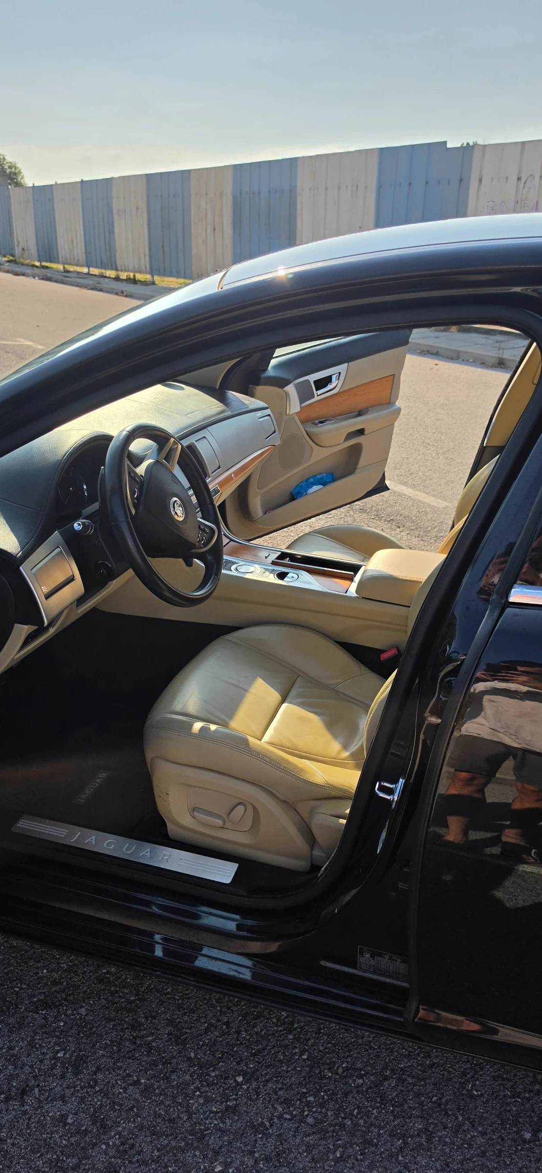 Jaguar Xf 3.0 d s 275hp facelift, снимка 13 - Автомобили и джипове - 55577658