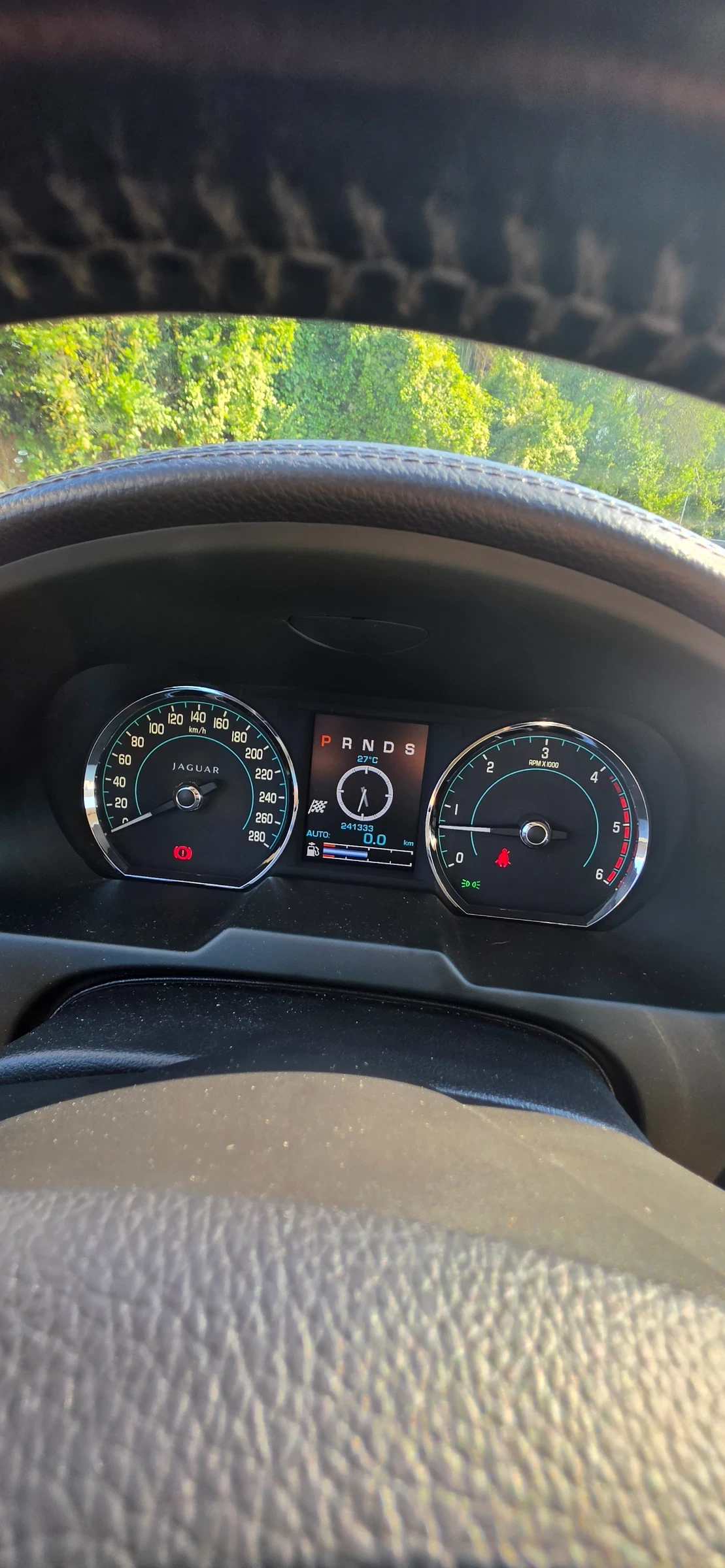 Jaguar Xf 3.0 d s 275hp facelift, снимка 15 - Автомобили и джипове - 55577658