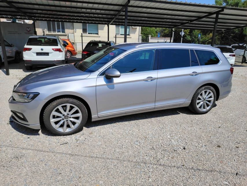 VW Passat 2023гDSG-2.0TDi-150кс-FACE-ПЕРФЕКТЕН!, снимка 3 - Автомобили и джипове - 55613965