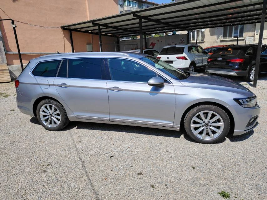 VW Passat 2023гDSG-2.0TDi-150кс-FACE-ПЕРФЕКТЕН!, снимка 7 - Автомобили и джипове - 55613965