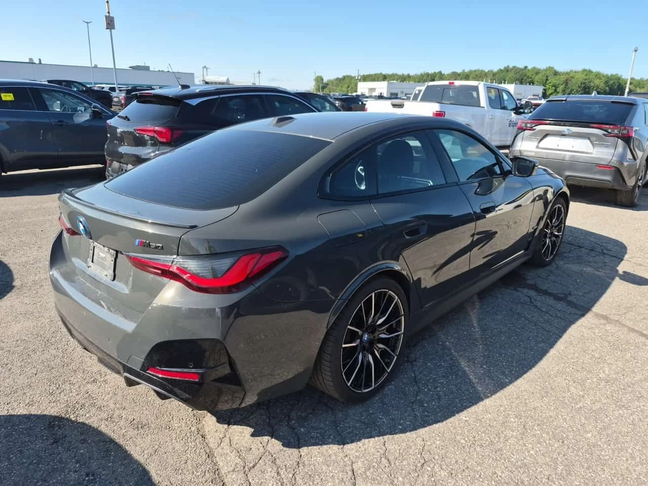 BMW i4 * M50 * CARFAX * ОПЦИЯ ЗА ФИНАНСИРАНЕ, снимка 3 - Автомобили и джипове - 55664357