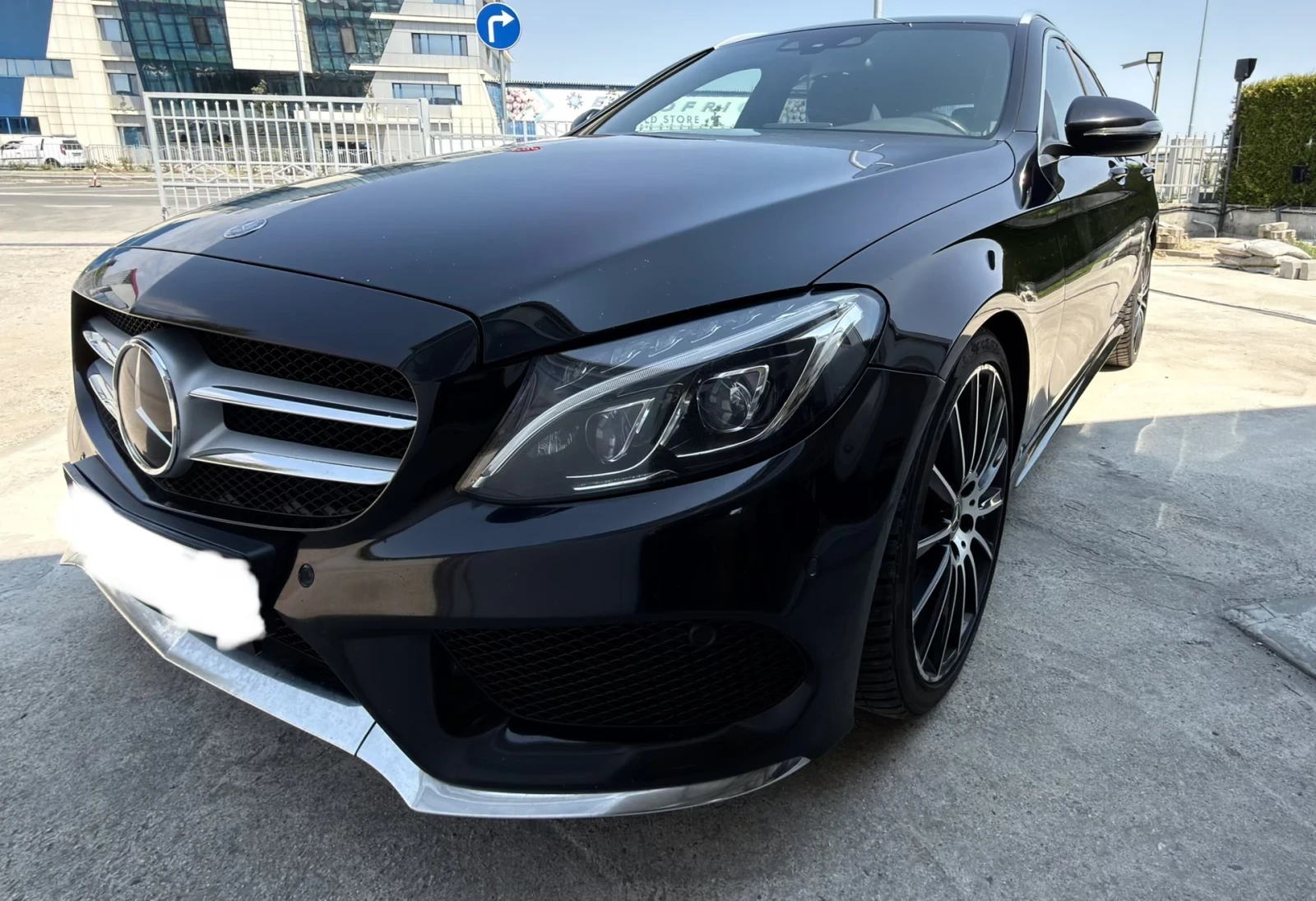 Mercedes-Benz C 250 AMG Line, 4Matic, DISTRONIC, Full LED, Line Assist, снимка 3 - Автомобили и джипове - 55791116