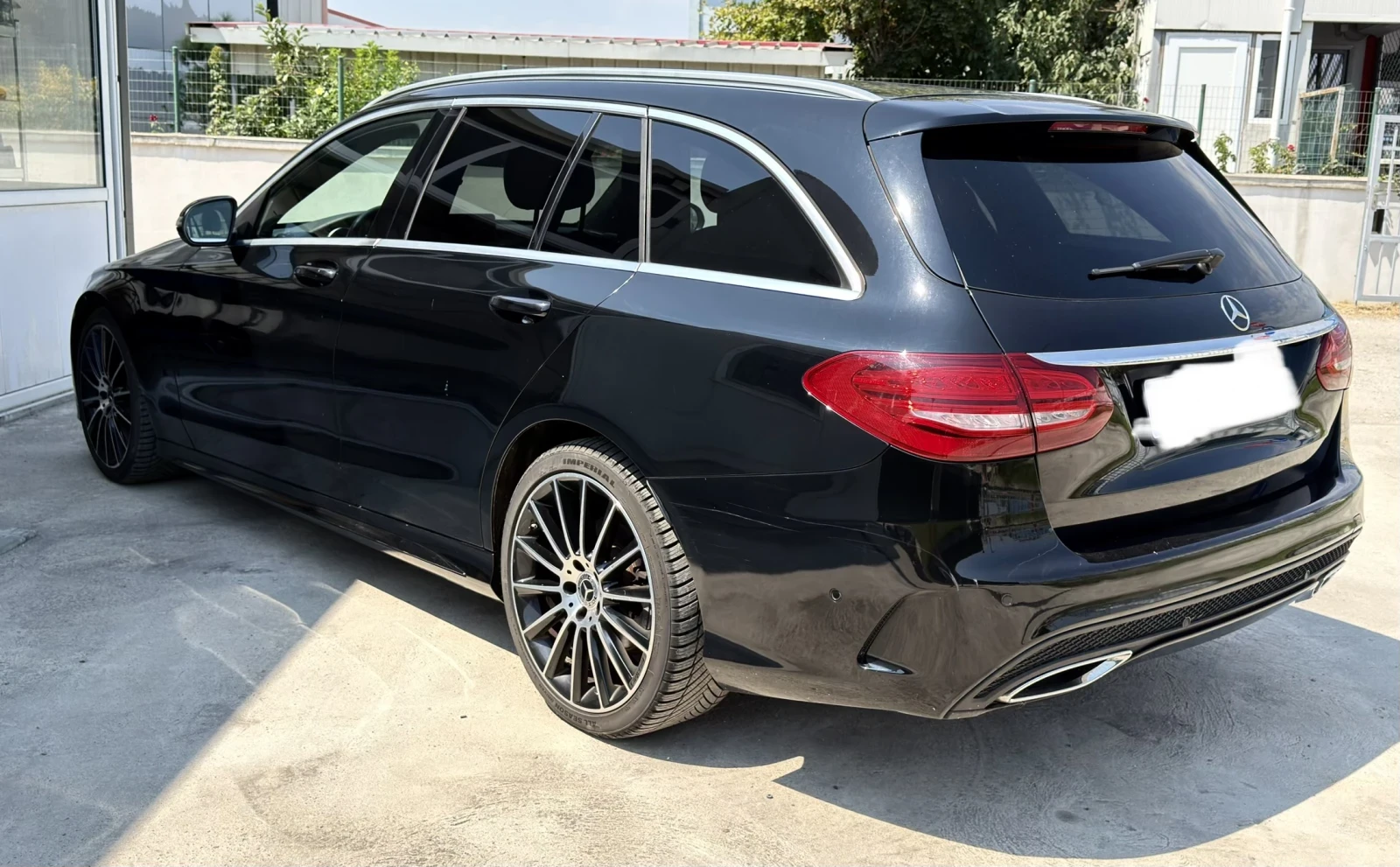 Mercedes-Benz C 250 AMG Line, 4Matic, DISTRONIC, Full LED, Line Assist, снимка 4 - Автомобили и джипове - 55791116