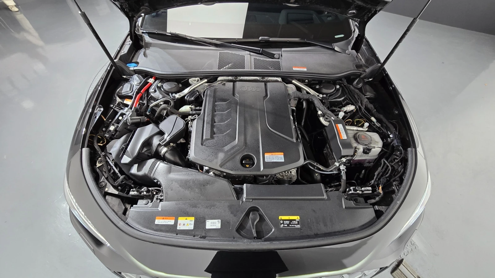 Audi A5 40TFSI 4X4 * DIS * 360 * ОБДУХ * ПАНО * HUD, снимка 5 - Автомобили и джипове - 56127890