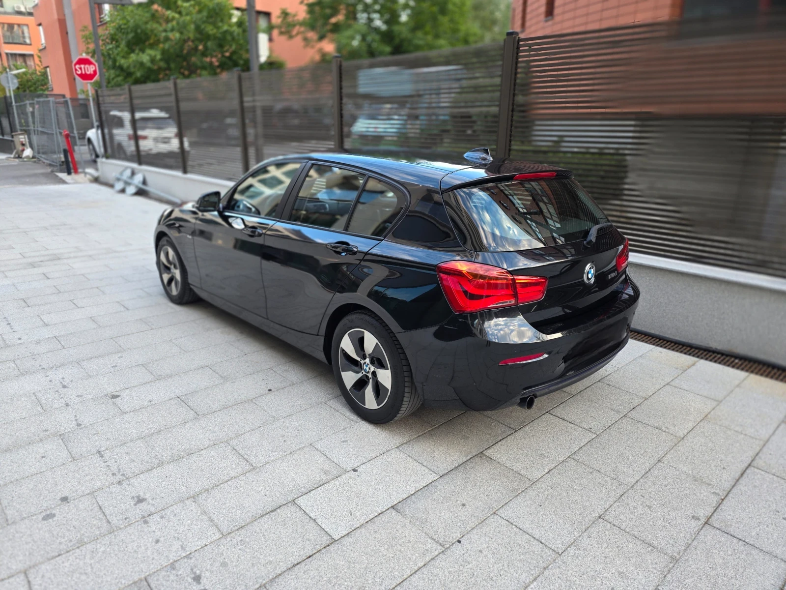 BMW 118 sport, снимка 5 - Автомобили и джипове - 56247491