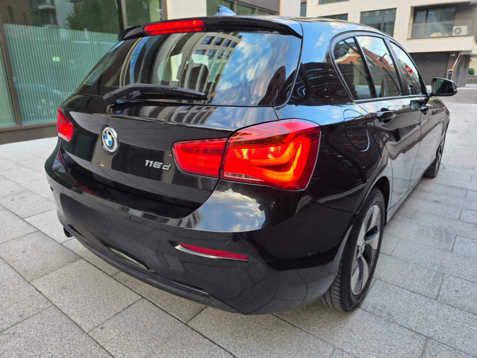 BMW 118 sport, снимка 7 - Автомобили и джипове - 56247491