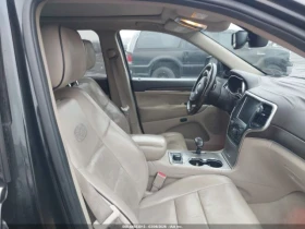 Jeep Grand cherokee Overland* 5.7L, V8, 360HP* Кейлес* Подгрев, снимка 5