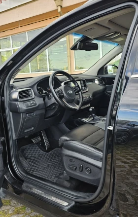 Kia Sorento 2.2 CRDI AWD Platinum Edition 7  Infinty  | Mobile.bg    6