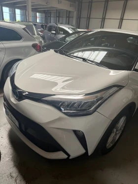 Toyota C-HR (KATO НОВА)^(ХИБРИД)