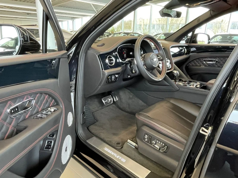 Bentley Bentayga 4.0 V8 First Edition, снимка 5 - Автомобили и джипове - 46916680