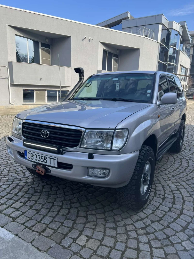 Toyota Land cruiser 100, снимка 3 - Автомобили и джипове - 49057634