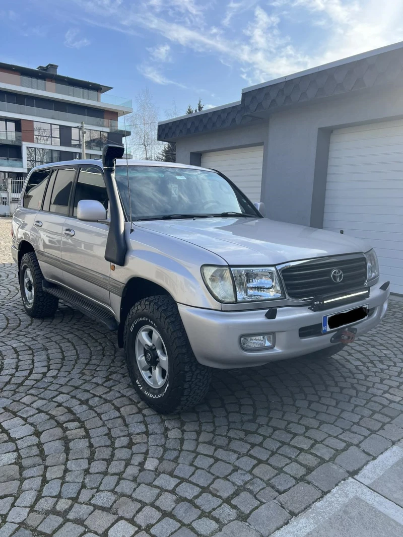 Toyota Land cruiser 100, снимка 2 - Автомобили и джипове - 49057634