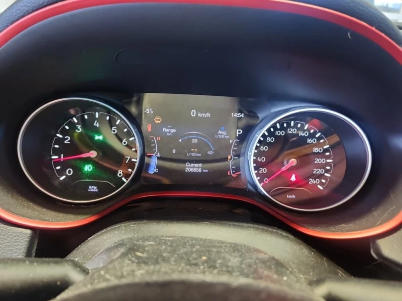 Jeep Compass * TRAILHAWK * CARFAX * ФИНАНСИРАНЕ, снимка 9 - Автомобили и джипове - 52614190