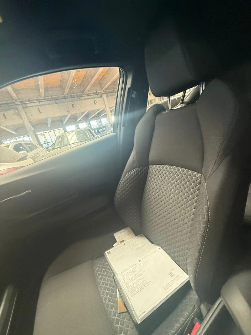 Toyota C-HR (KATO НОВА)^(ХИБРИД), снимка 14 - Автомобили и джипове - 52630317