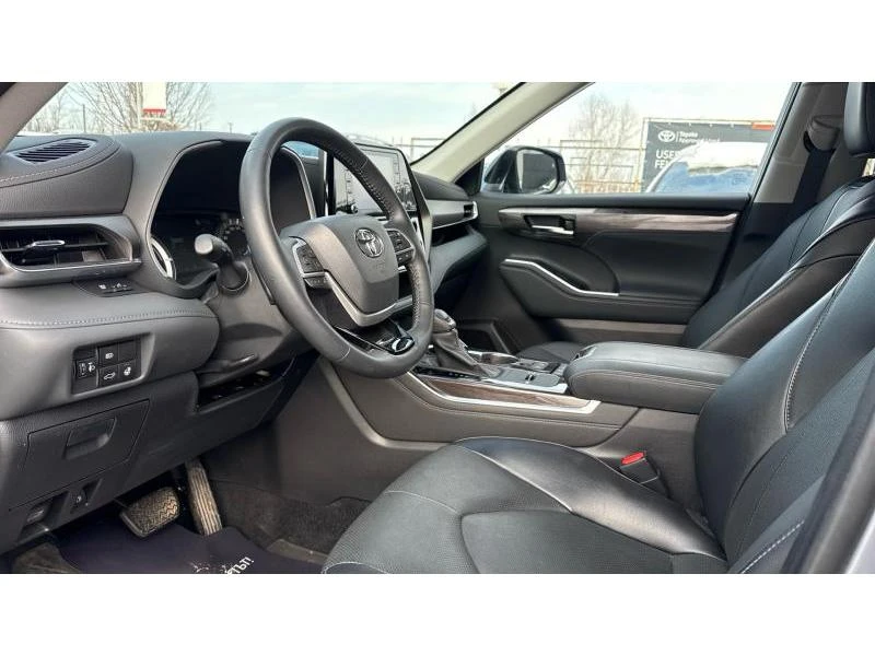 Toyota Highlander 2.5HSD Luxury, снимка 12 - Автомобили и джипове - 49197622