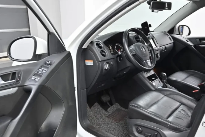 VW Tiguan 2.0 TDI - изображение 10