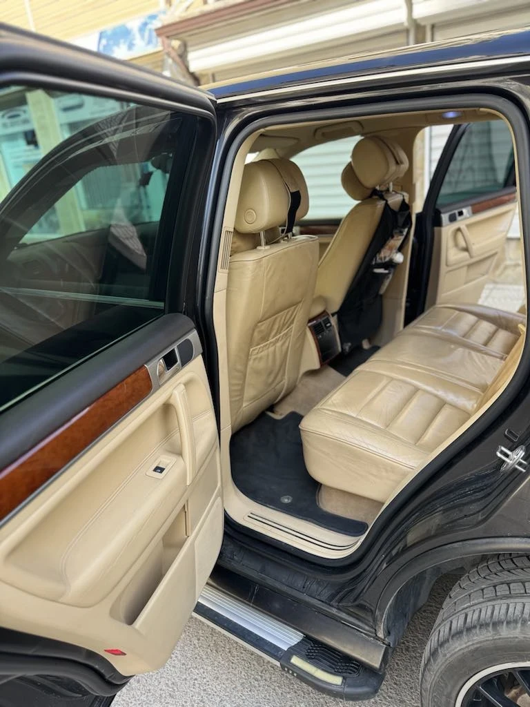 VW Touareg 3000 TDI, снимка 3 - Автомобили и джипове - 52975961