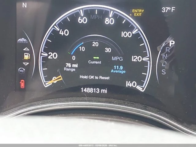 Jeep Grand cherokee Overland* 5.7L, V8, 360HP* Кейлес* Подгрев, снимка 16 - Автомобили и джипове - 53988845