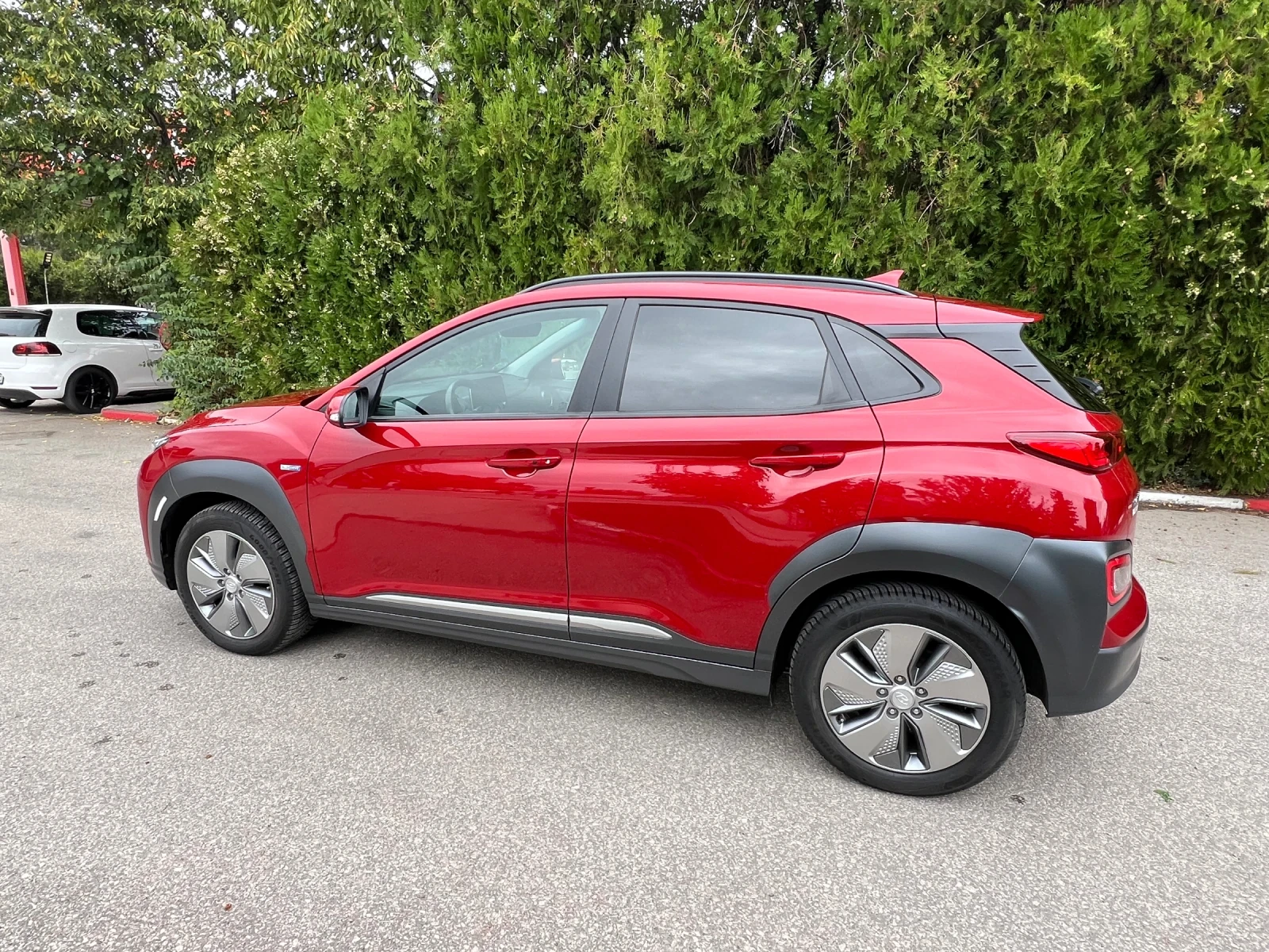 Hyundai Kona 64kw/h 204 hp SOH100%  BLUELINK - изображение 4