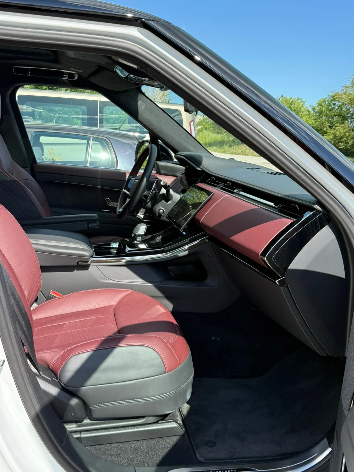 Land Rover Range Rover Sport КАТО НОВА/ГАРАНЦИОННА/ 350 ps/ ЛИЗИНГ, снимка 8 - Автомобили и джипове - 53749216