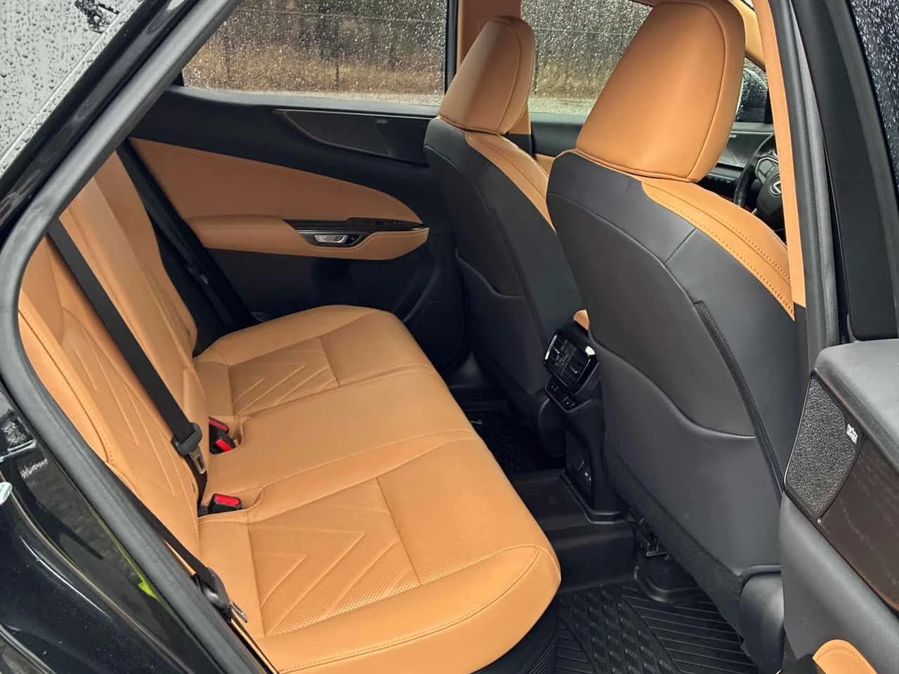 Lexus NX * 350h * 2 КЛЮЧА* ПОДГРЕВ* КЕЙЛЕС* , снимка 14 - Автомобили и джипове - 53922231