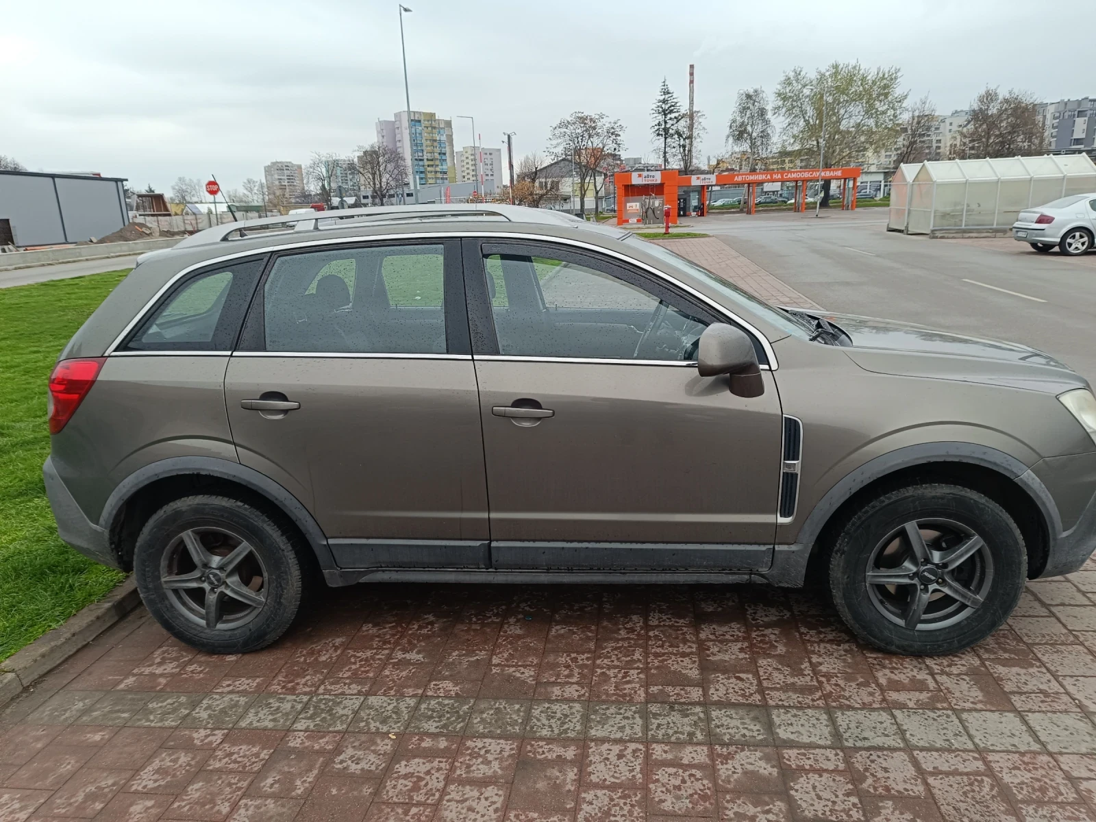 Opel Antara 2.4/140 к.с.4* 4//Газ Бензин, снимка 5 - Автомобили и джипове - 54511336