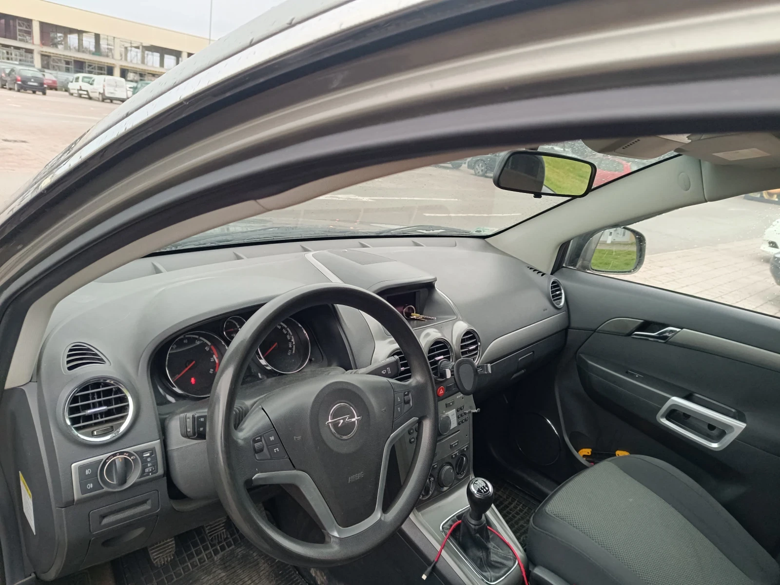Opel Antara 2.4/140 к.с.4* 4//Газ Бензин, снимка 2 - Автомобили и джипове - 54511336