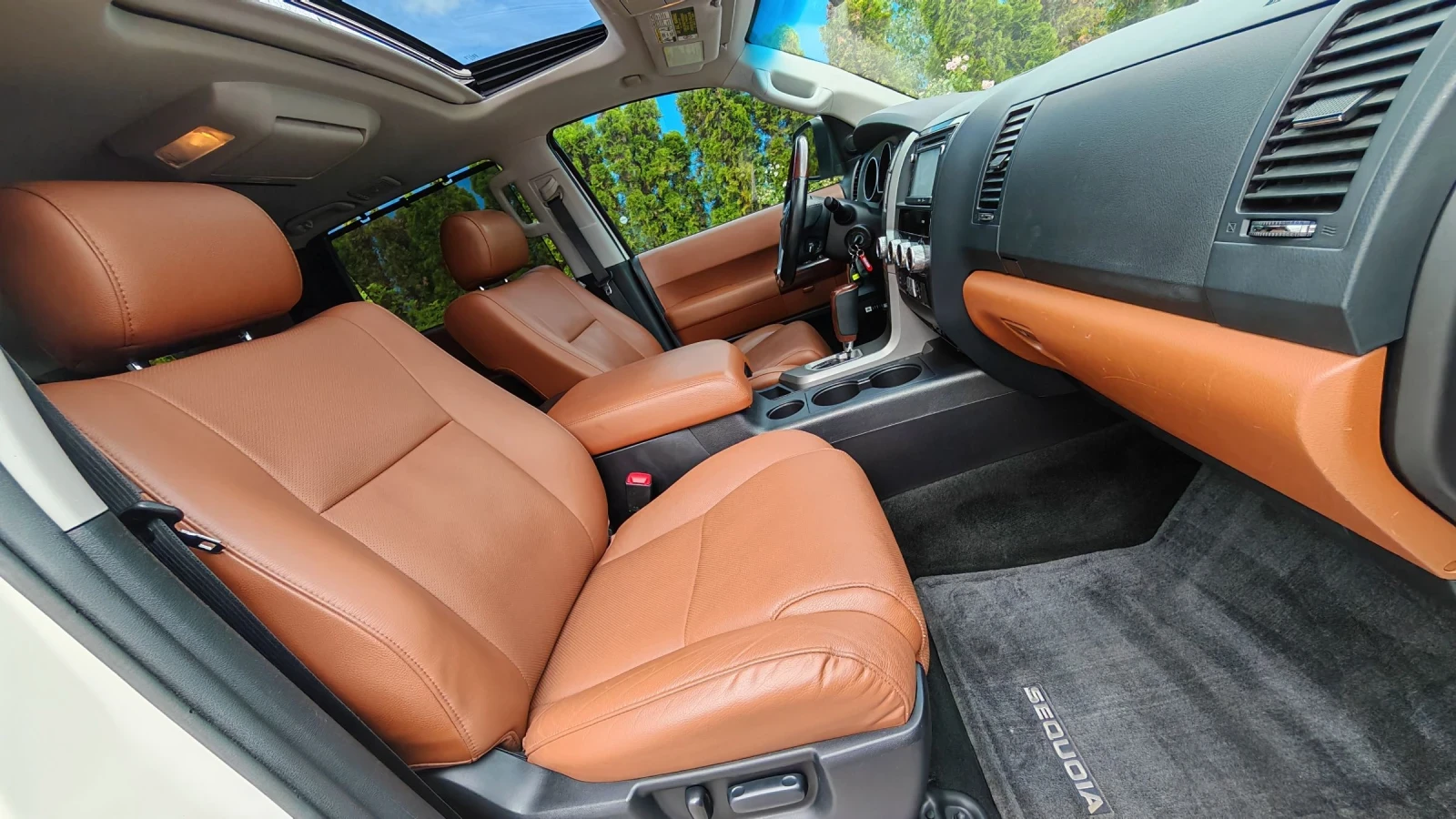 Toyota Sequoia PLATINUM 5.7 V8 TOP, снимка 9 - Автомобили и джипове - 55138982