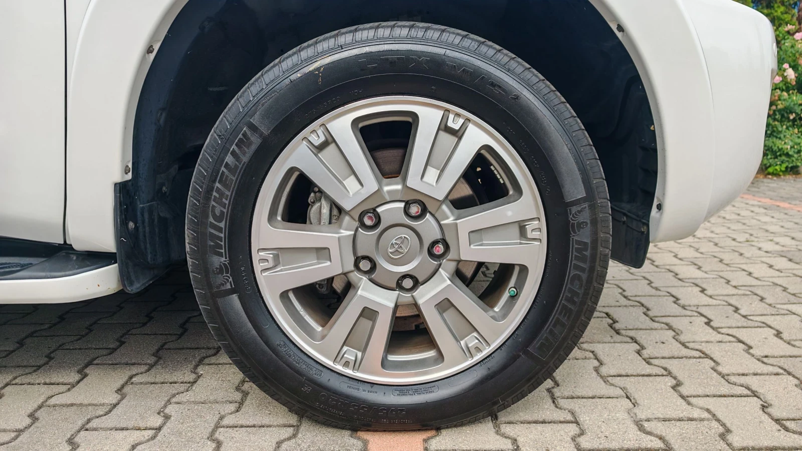 Toyota Sequoia PLATINUM 5.7 V8 TOP, снимка 12 - Автомобили и джипове - 55138982