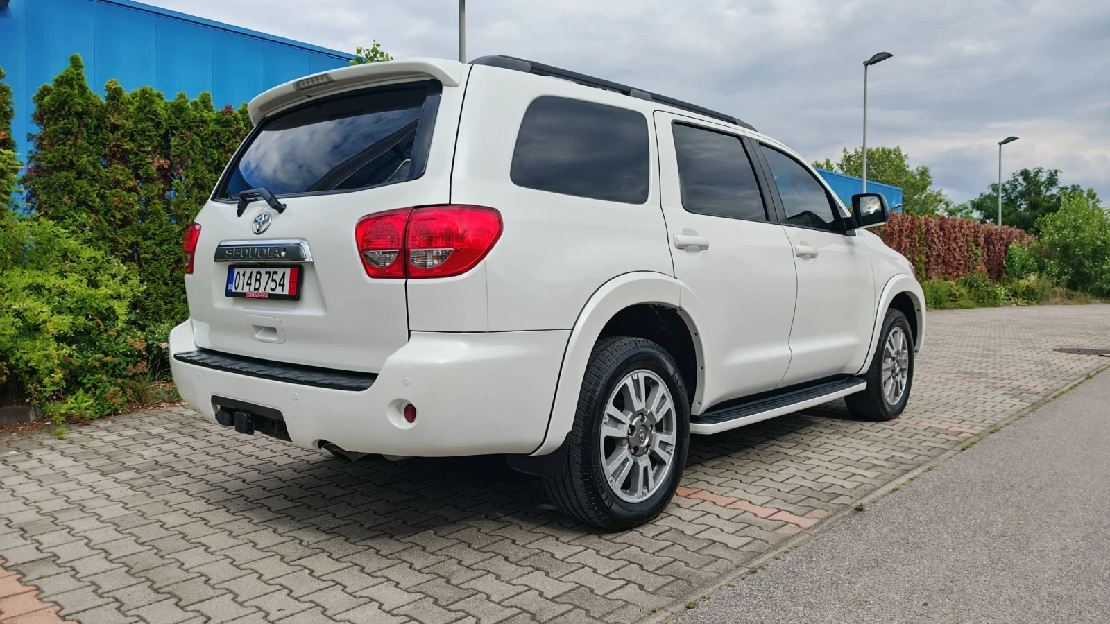 Toyota Sequoia PLATINUM 5.7 V8 TOP, снимка 5 - Автомобили и джипове - 55138982