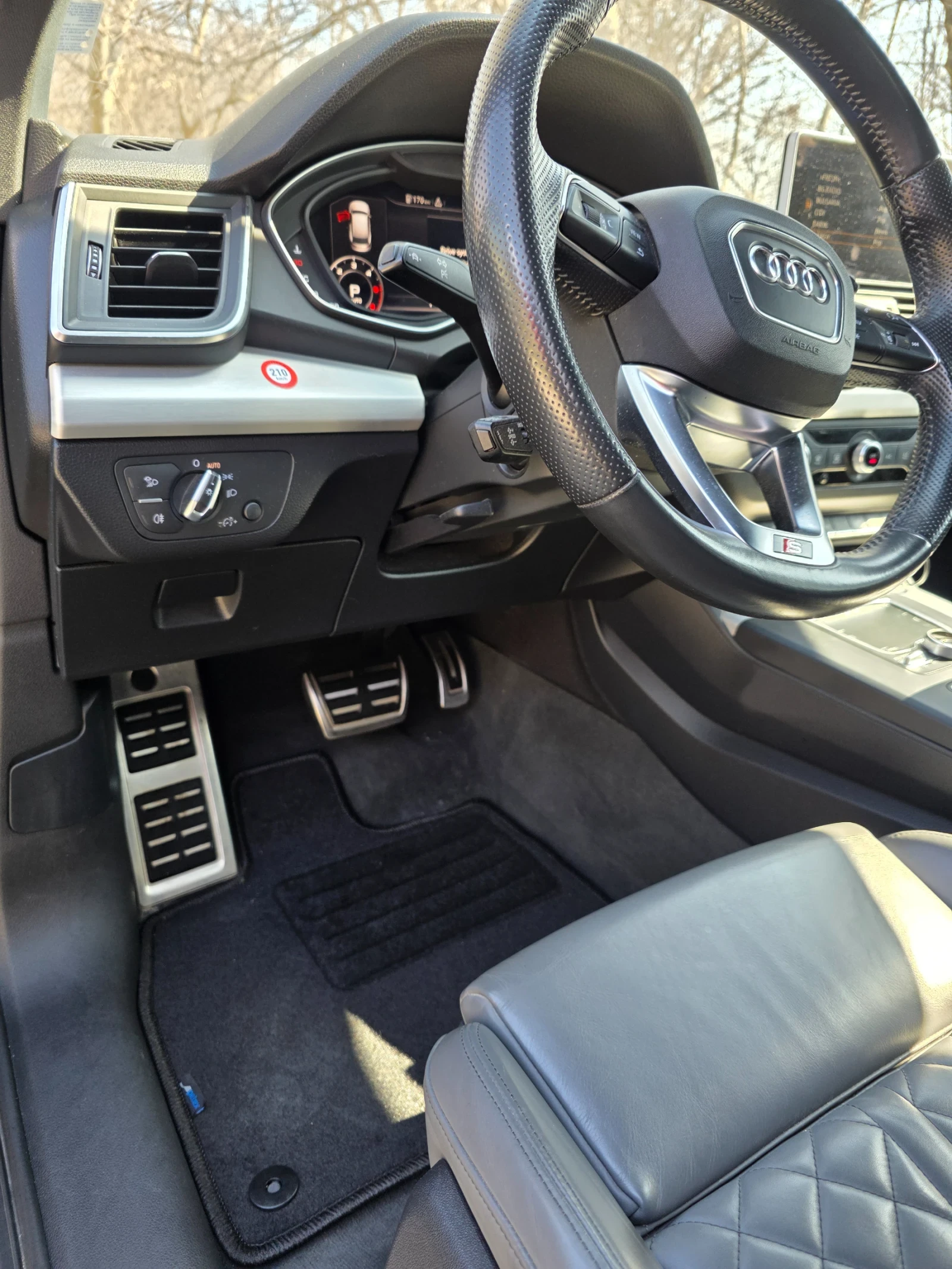 Audi Q5, снимка 9 - Автомобили и джипове - 55738703