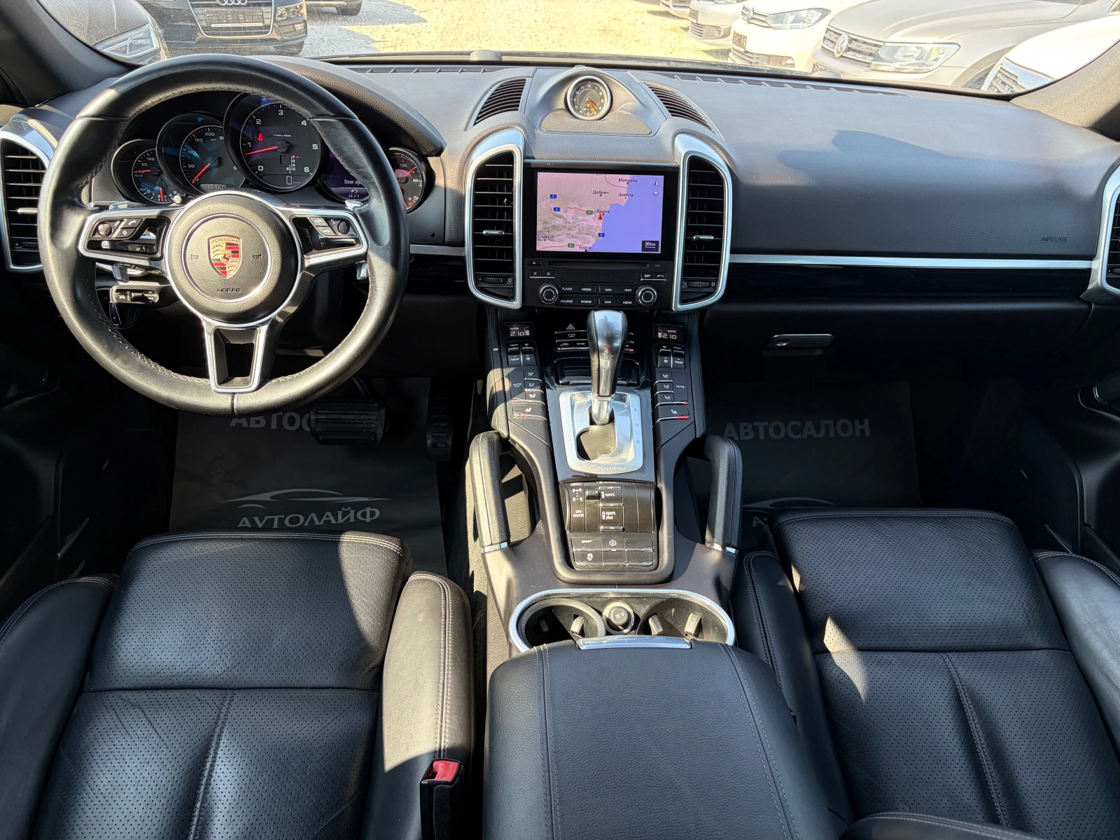 Porsche Cayenne FACELIFT 3.0D-250 PLATINUM EDITION , снимка 8 - Автомобили и джипове - 55846337