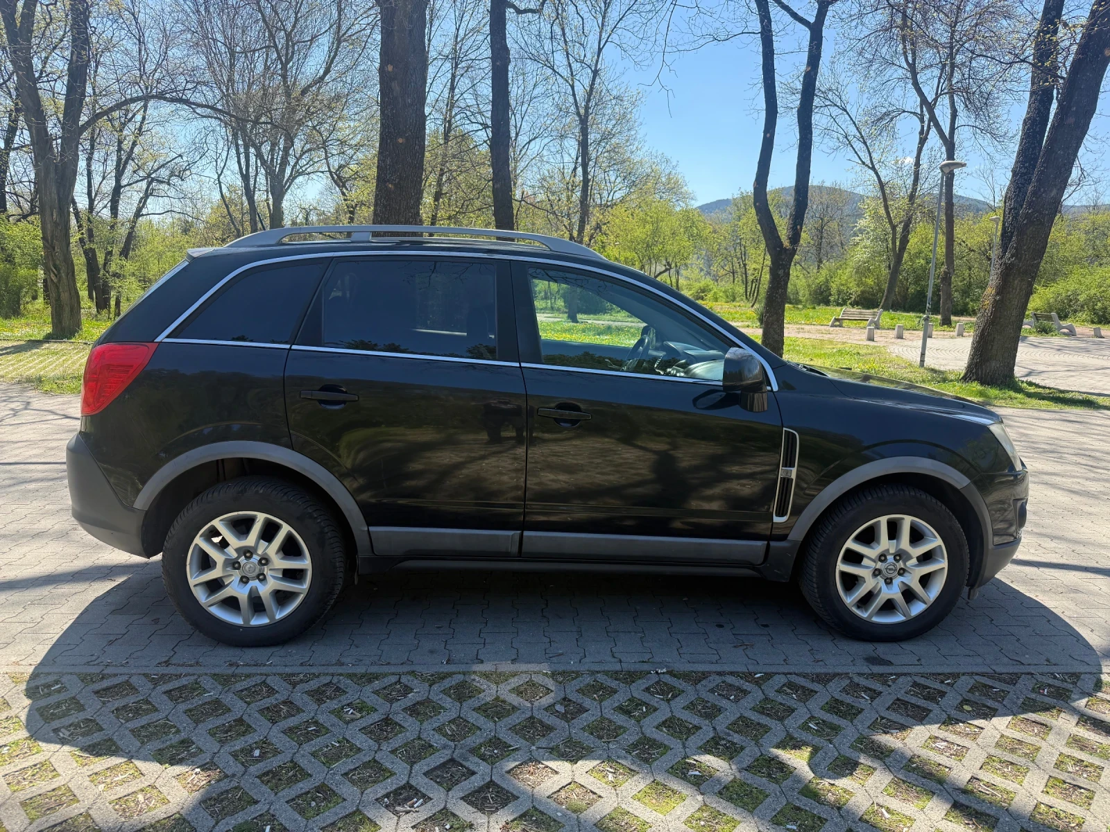 Opel Antara 2.2, снимка 7 - Автомобили и джипове - 55943063