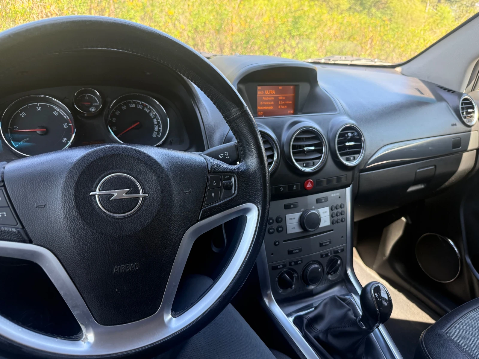 Opel Antara 2.2, снимка 12 - Автомобили и джипове - 55943063
