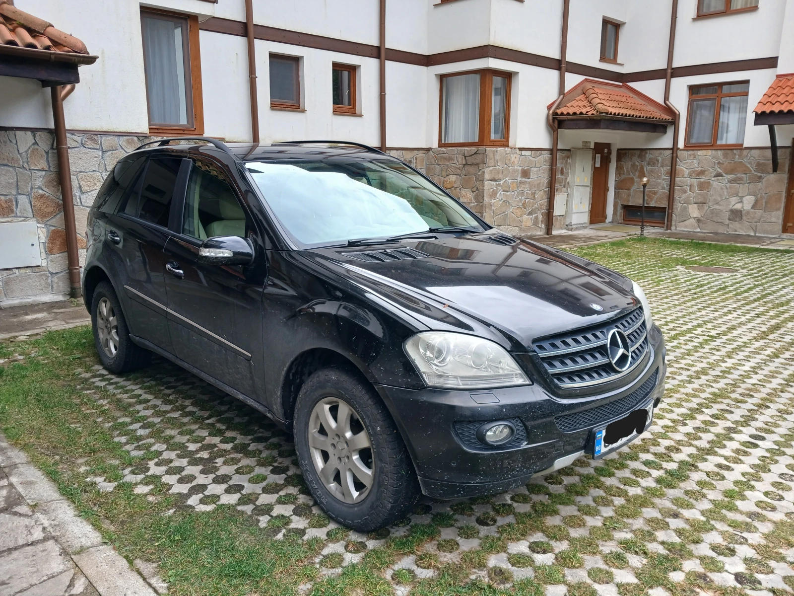 Mercedes-Benz ML 320, снимка 6 - Автомобили и джипове - 56505428
