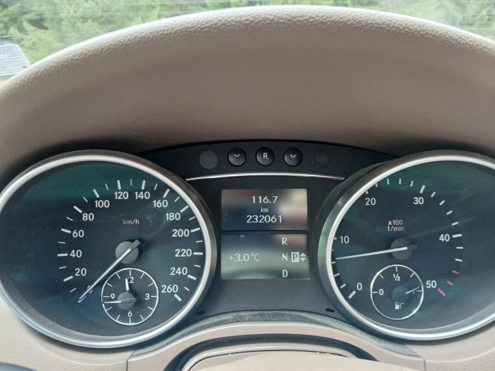 Mercedes-Benz ML 320, снимка 7 - Автомобили и джипове - 56505428