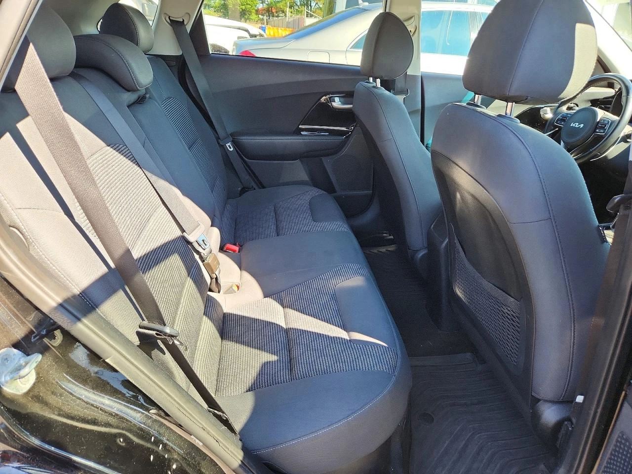 Kia Niro 1.6l Lxs, снимка 10 - Автомобили и джипове - 56664088