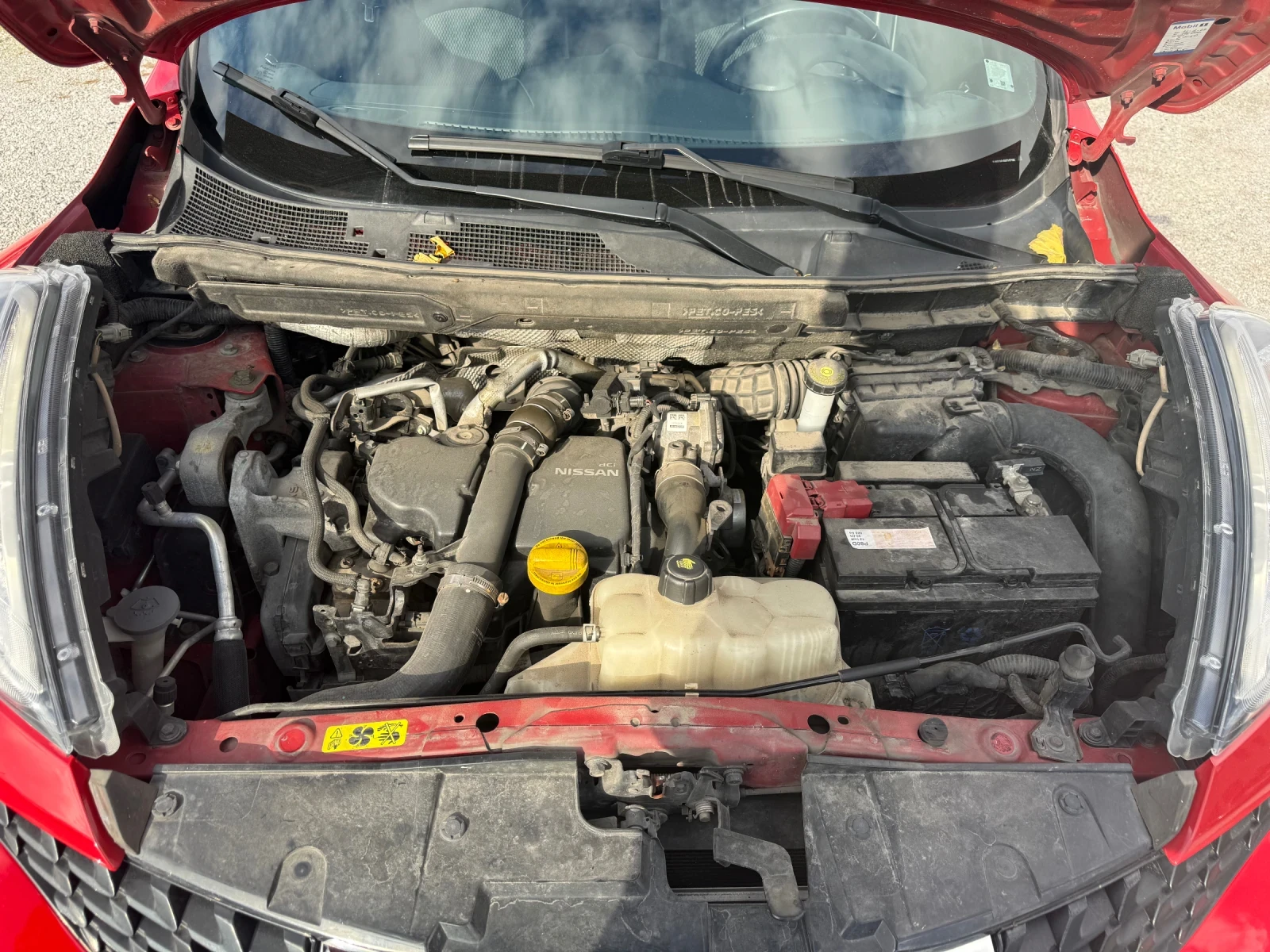 Nissan Juke 1.5 dci, снимка 15 - Автомобили и джипове - 56680665